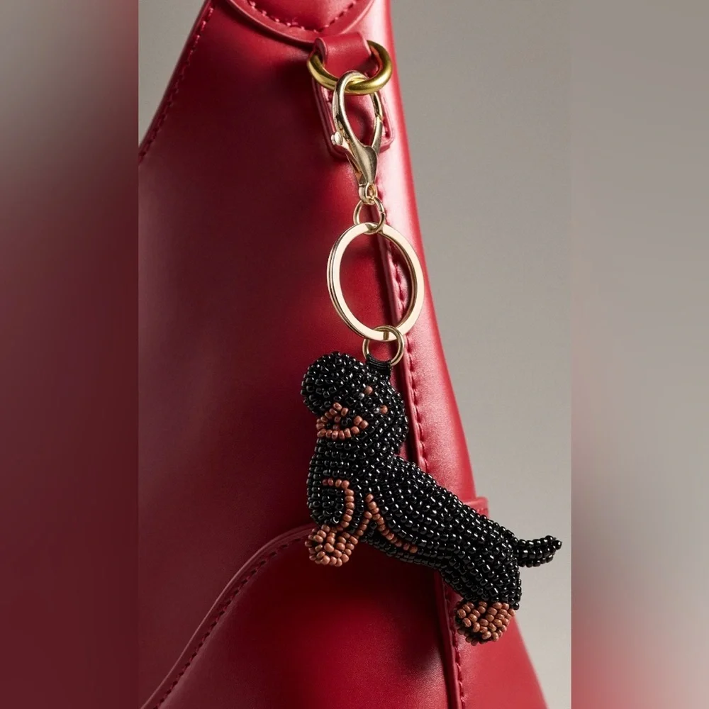 Anthropologie Dachshund Glass Beaded Dog Keychain - Bag Charm - Picture 2 of 2